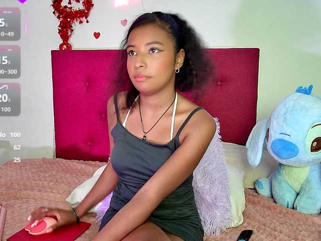 Ellie-Cute7 live cam on BongaCams