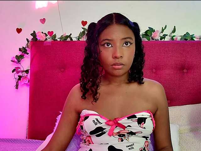 Ellie-Cute7 live cam on BongaCams