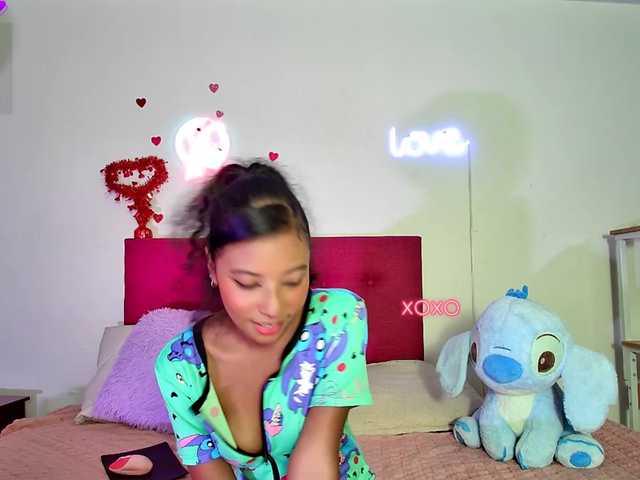 Ellie-Cute7 live cam on BongaCams