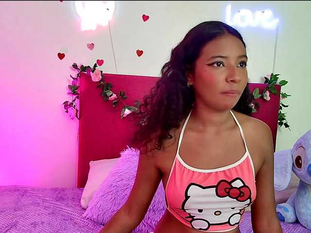 Ellie-Cute7 live cam on BongaCams