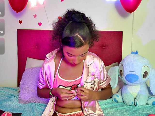 Ellie-Cute7 live cam on BongaCams