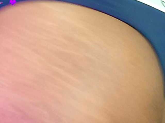 Ellie-Cute7 live cam on BongaCams