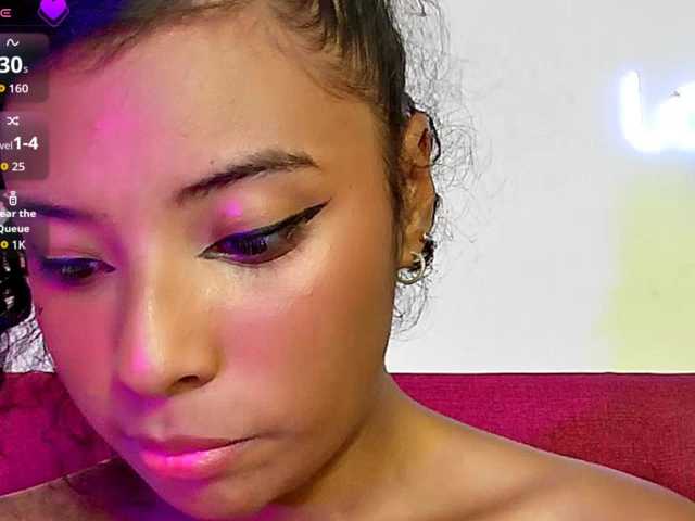 Ellie-Cute7 live cam on BongaCams