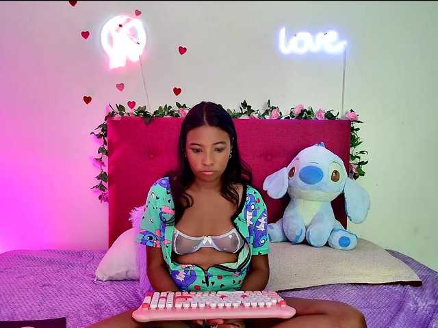 Ellie-Cute7