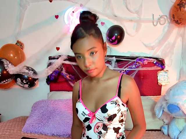 Ellie-Cute7 live cam on BongaCams