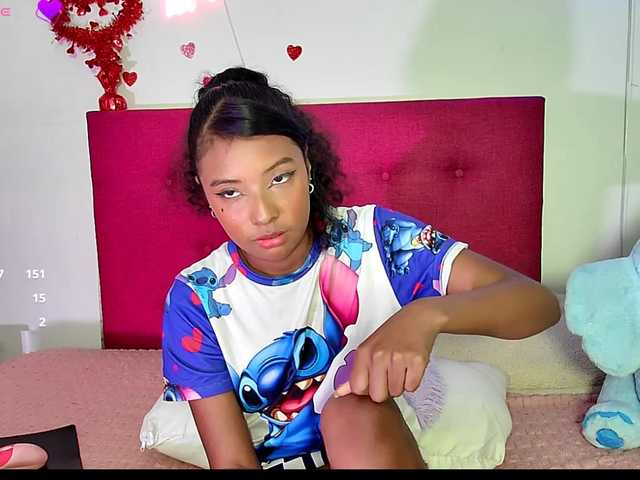 Ellie-Cute7 live cam on BongaCams
