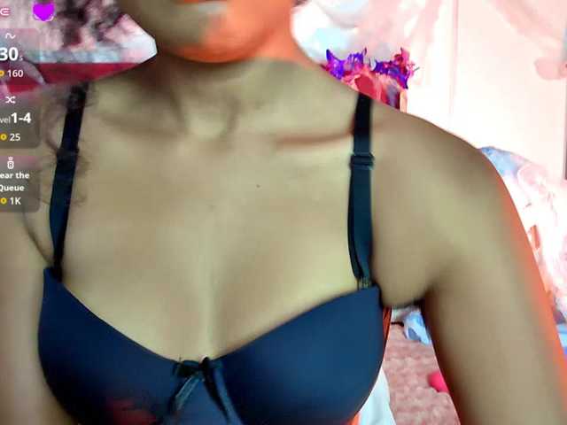Ellie-Cute7 live cam on BongaCams
