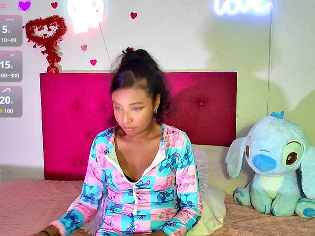 Ellie-Cute7 live cam on BongaCams