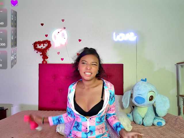 Ellie-Cute7 live cam on BongaCams