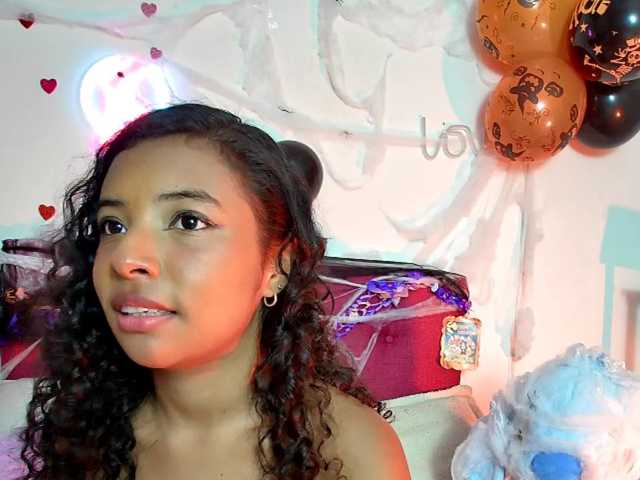 Ellie-Cute7 live cam on BongaCams