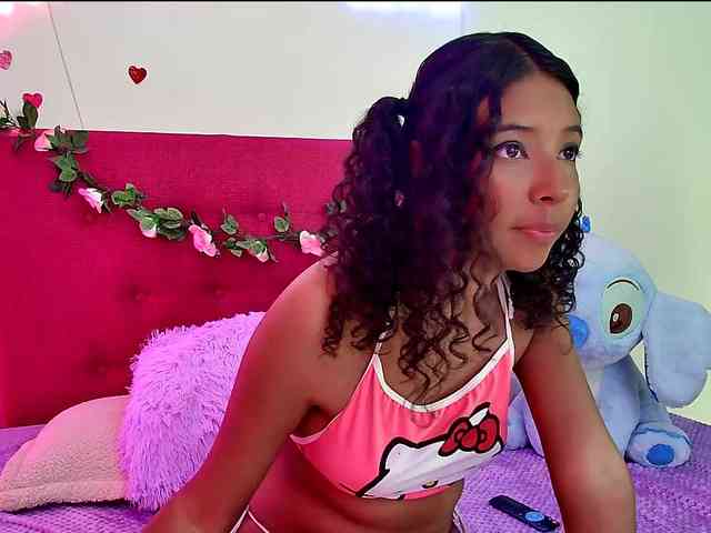 Ellie-Cute7 webcam
