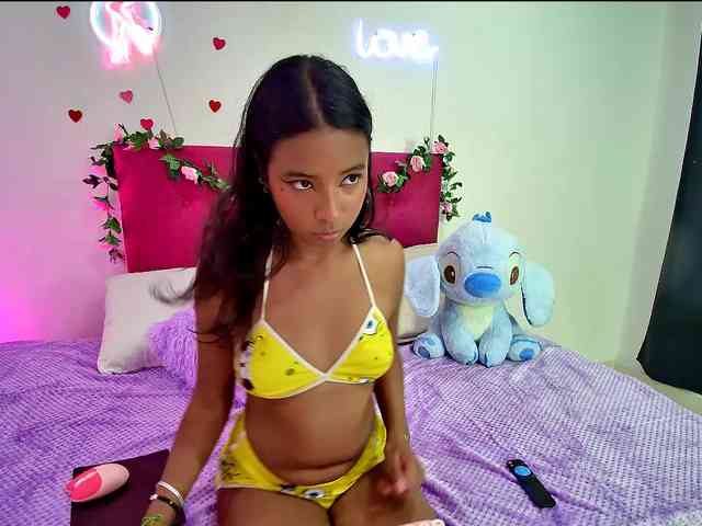 Ellie-Cute7 webcam