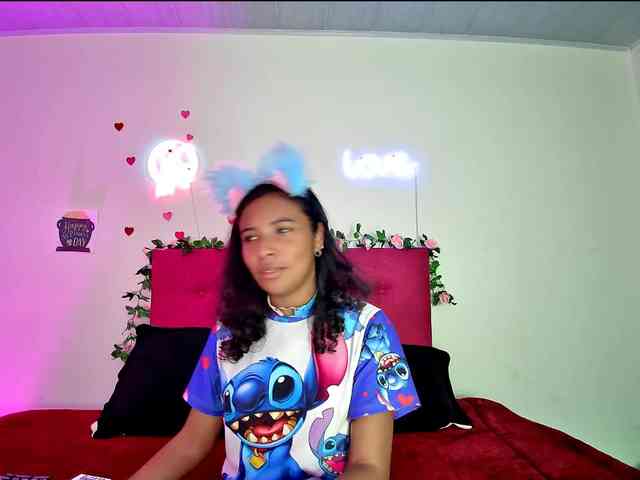 Ellie-Cute7 webcam