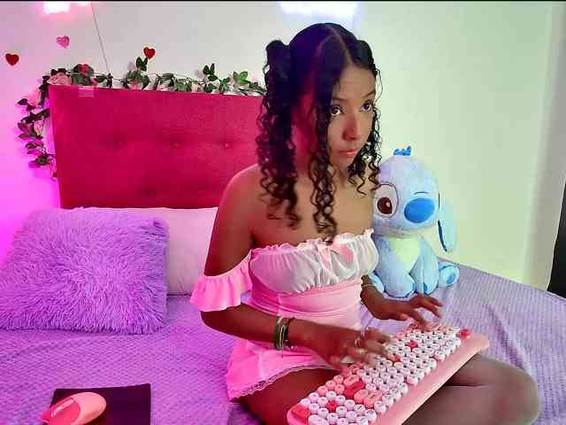 Ellie-Cute7 webcam
