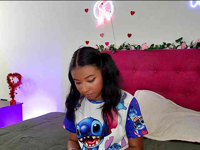 Ellie-Cute7 webcam