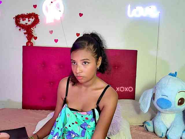 Ellie-Cute7 webcam