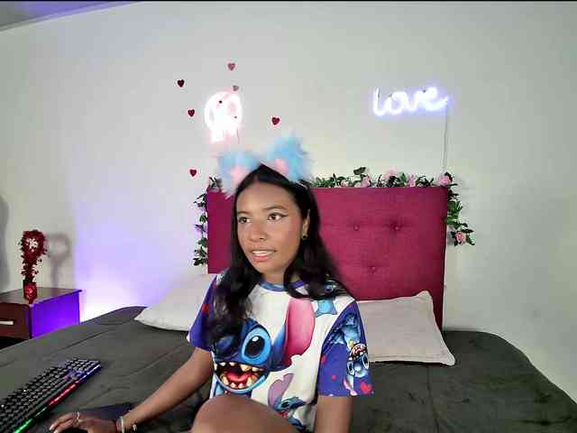 Ellie-Cute7 webcam