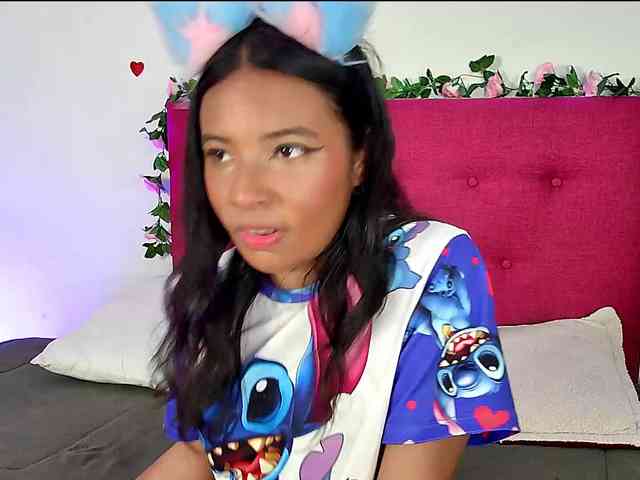 Ellie-Cute7 webcam