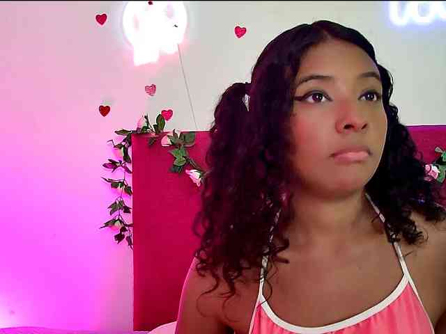Ellie-Cute7 webcam