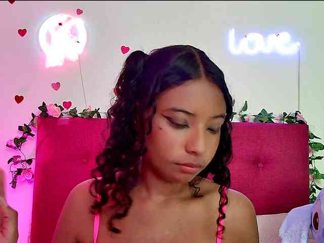 Ellie-Cute7 webcam