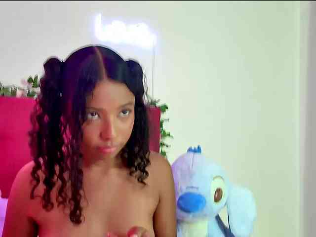Ellie-Cute7 webcam