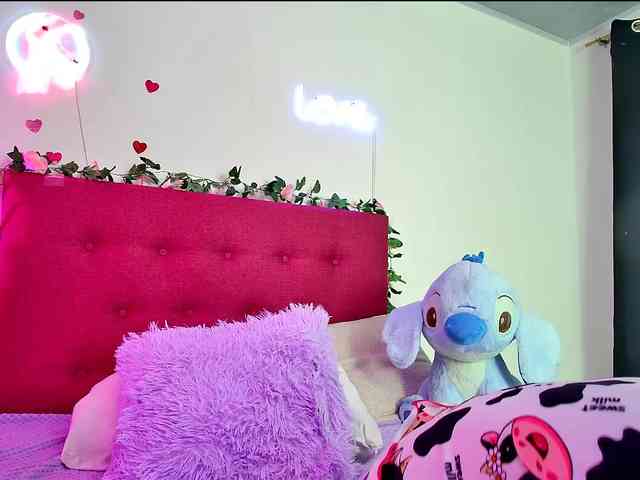 Ellie-Cute7 webcam