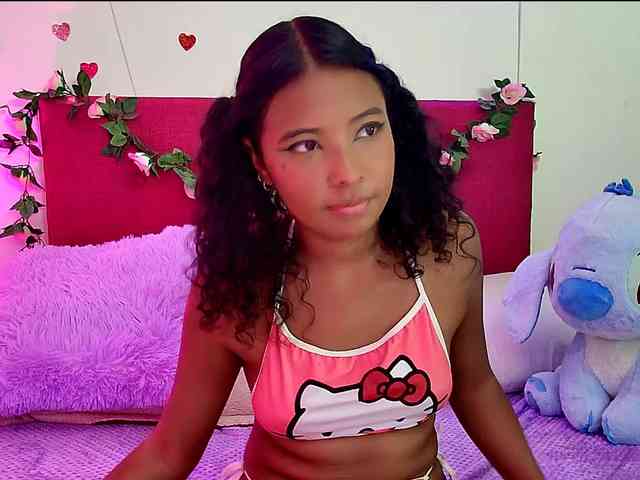 Ellie-Cute7 webcam