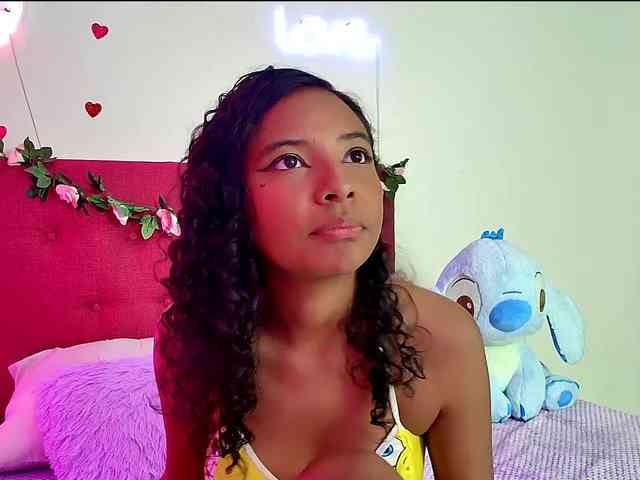 Ellie-Cute7 webcam