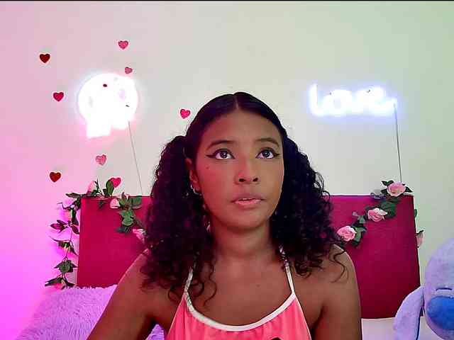 Ellie-Cute7 webcam