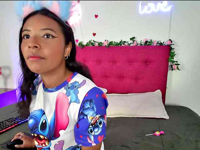 Ellie-Cute7 webcam