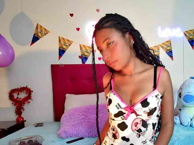 Ellie-Cute7 webcam