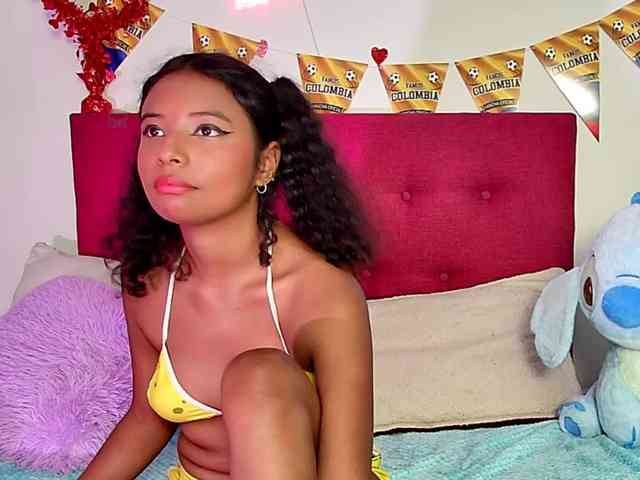 Ellie-Cute7 webcam