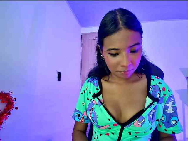 Ellie-Cute7 webcam