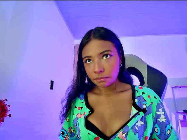 Ellie-Cute7 webcam
