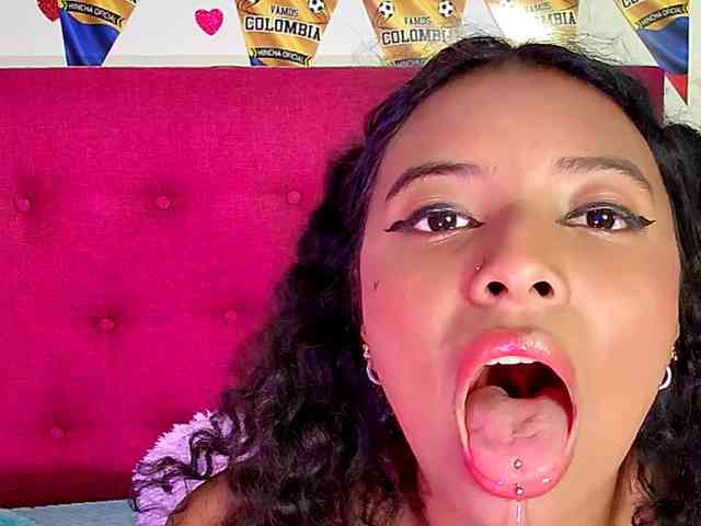 Ellie-Cute7 webcam