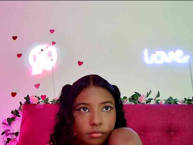 Ellie-Cute7 webcam