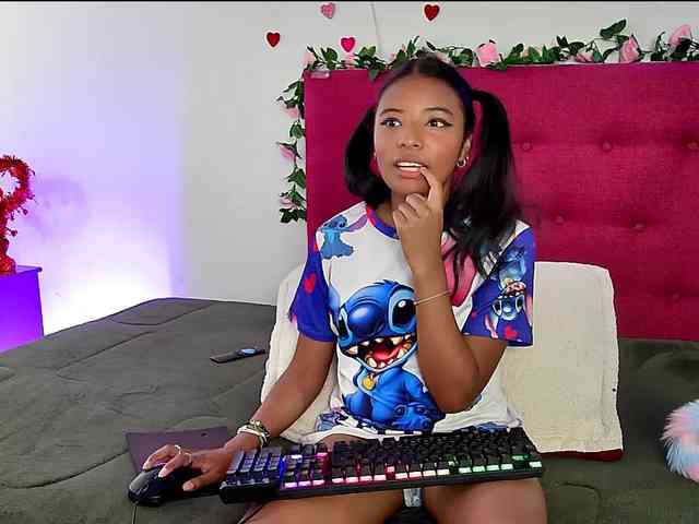 Ellie-Cute7 webcam