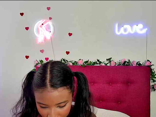 Ellie-Cute7 webcam
