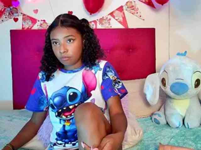 Ellie-Cute7 webcam