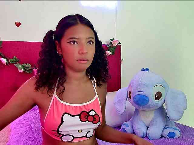 Ellie-Cute7 webcam