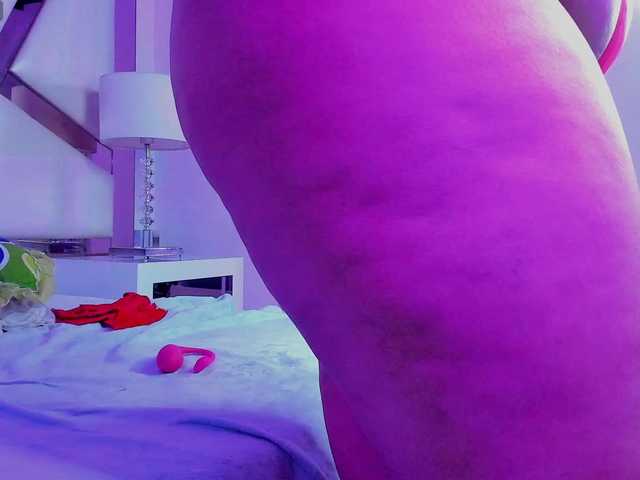 PhyllisDunbar's BongaCams show and profile