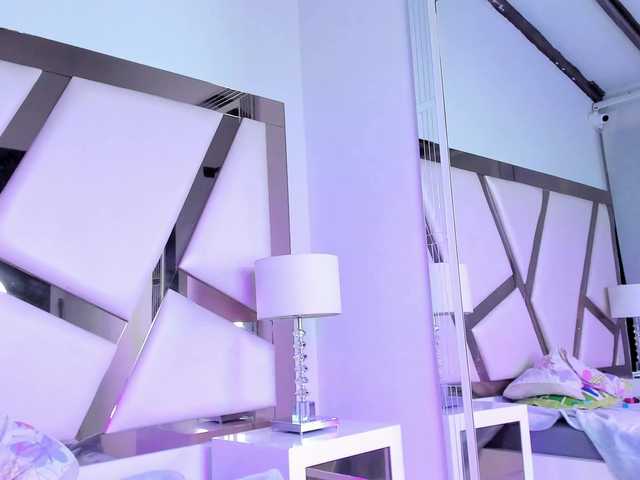 PhyllisDunbar's BongaCams show and profile