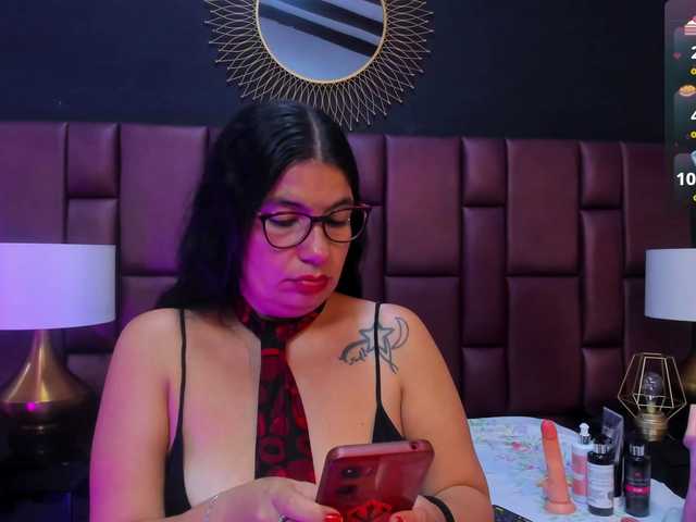 DianaSheren live cam on BongaCams