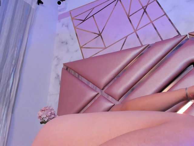 DianaSheren's BongaCams show and profile