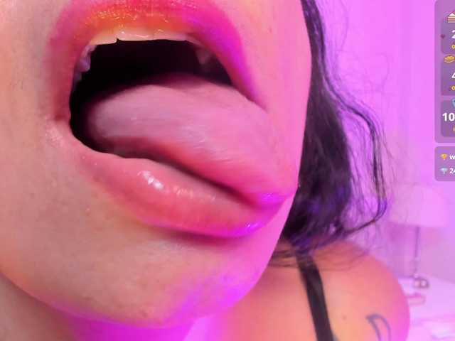 DianaSheren live cam