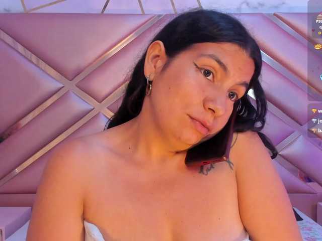DianaSheren live webcam show