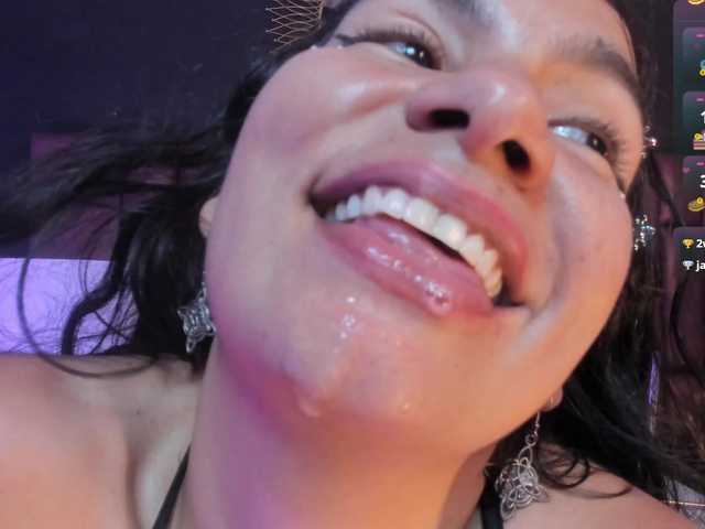 DianaSheren live webcam show