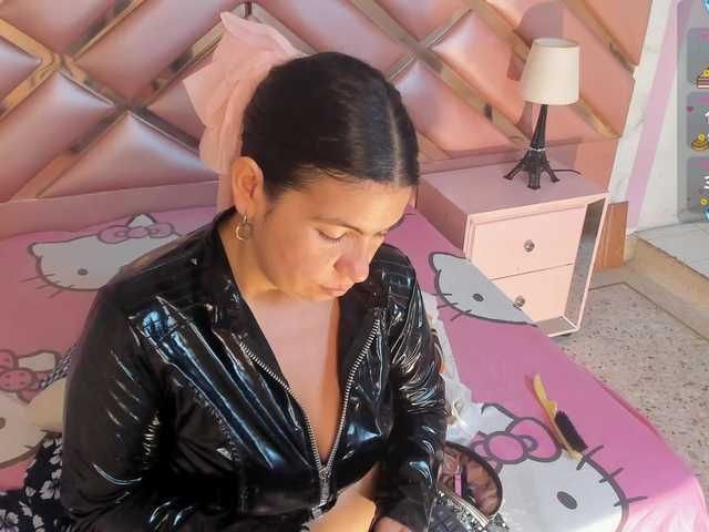 DianaSheren live cam on BongaCams