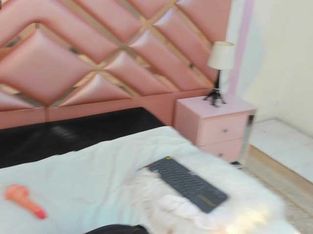 DianaSheren's BongaCams show and profile