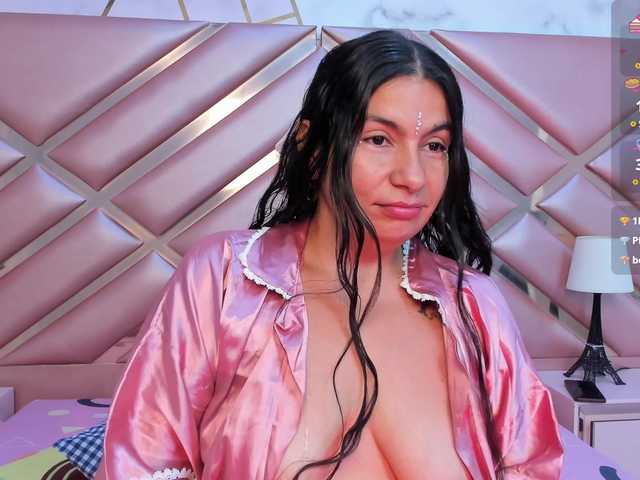 DianaSheren live cam on BongaCams